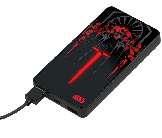 detail Powerbanka Star Wars s LED logem 6000 mAh