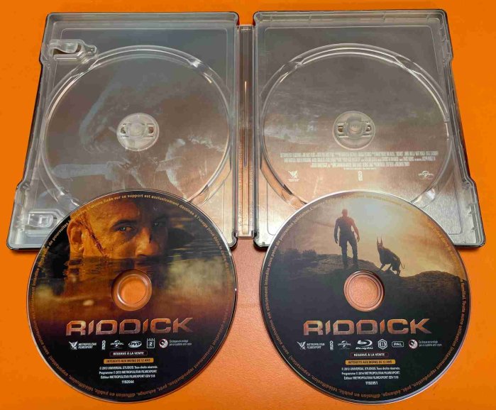 detail Riddick - Blu-ray + DVD Steelbook (bez CZ) prodloužená verze
