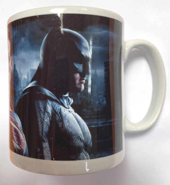 detail Hrnek Batman vs Superman: Úsvit spravedlnosti 315ml