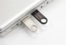 náhled KINGSTON USB DATATRAVELER SE9 - 64GB - SILVER